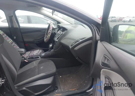 2012 Ford Focus Se z USA, uszkodzony, nr VIN 1FAHP3F27CL162483